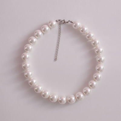 Retro Pearl Choker Necklaces
