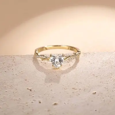 0.8CT 6*6mm Heart Cut Moissanite Engagement Rings In Sterling Silver