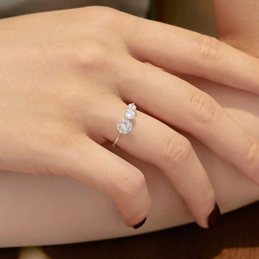 1.6CT Round Cut Moissanite Engagement Rings In Sterling Silver
