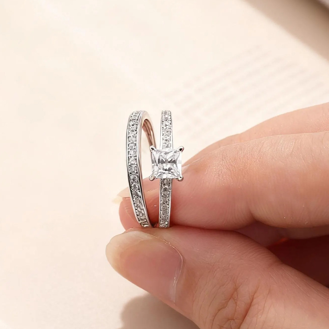 1.5 Carat 5x5mm Princess Cut Moissanite Engagement Ring Sets In Sterling Silver
