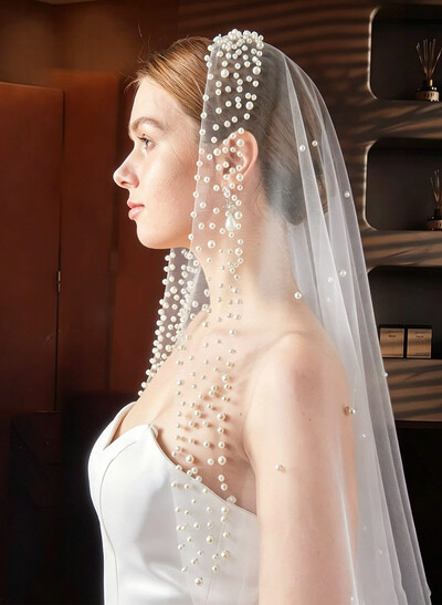 Cut Edge Faux Pearl One-Tier Tulle Elbow Bridal Veils