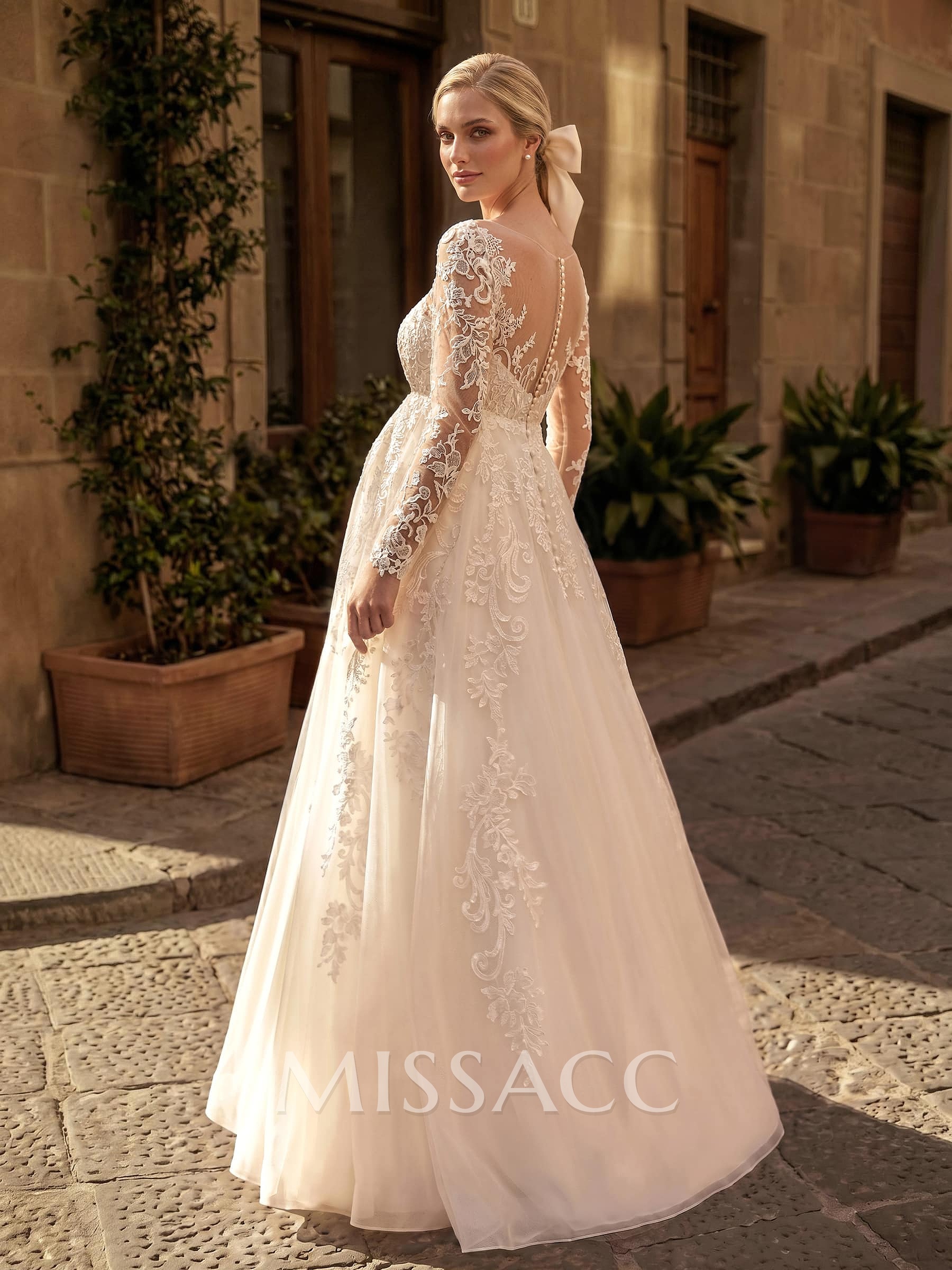 A-Line Scoop Neck Long Sleeves Floor-Length Satin/Tulle Maternity Wedding Dresses With Appliques Lace