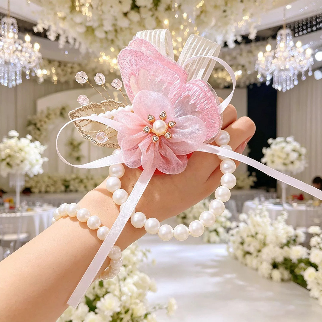 2PCS Wedding Flowers Silk Roses Wrist Corsage