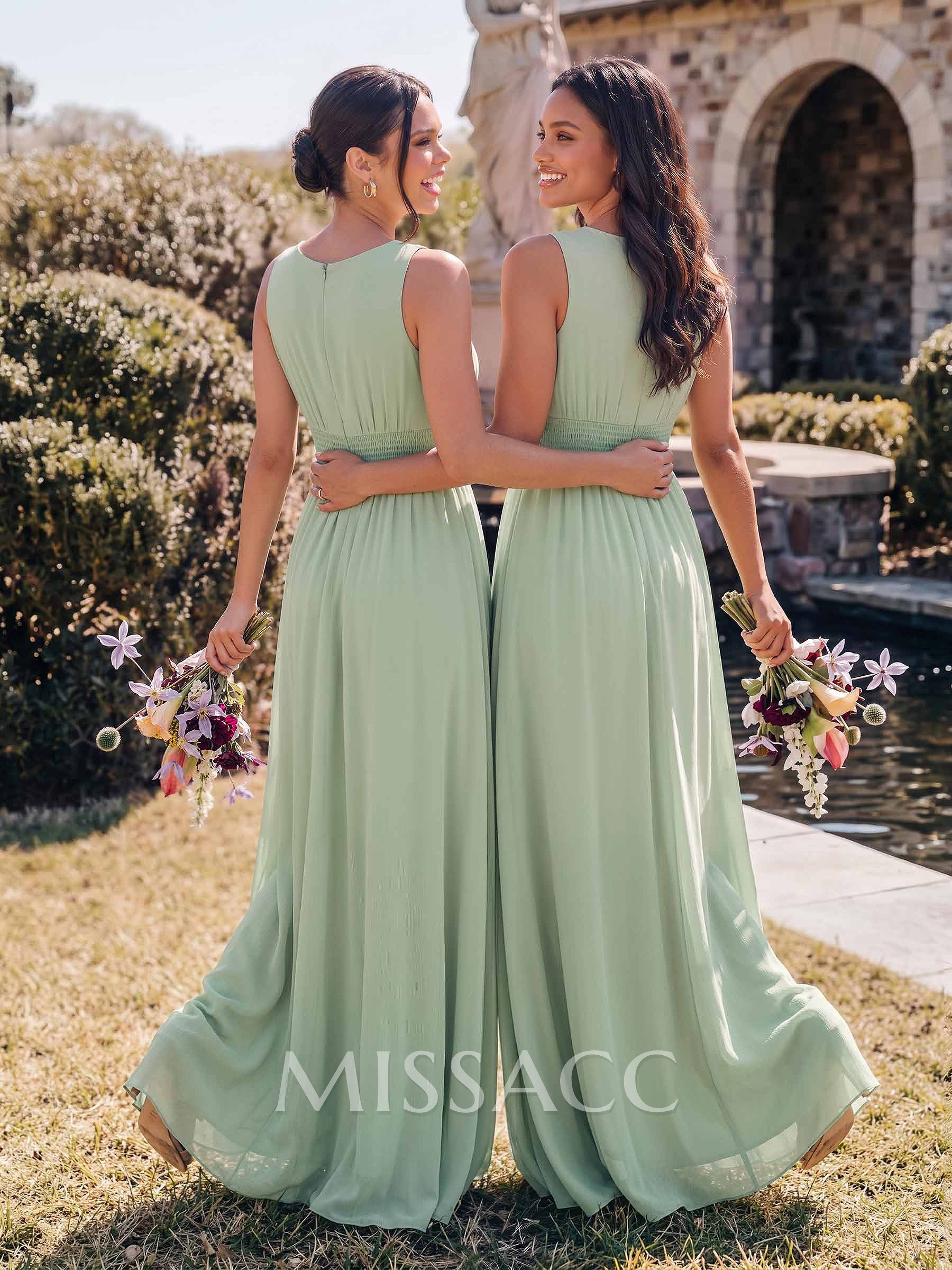 A-Line Scoop Neck Sleeveless Floor-Length Chiffon Bridesmaid Dresses With Pleated