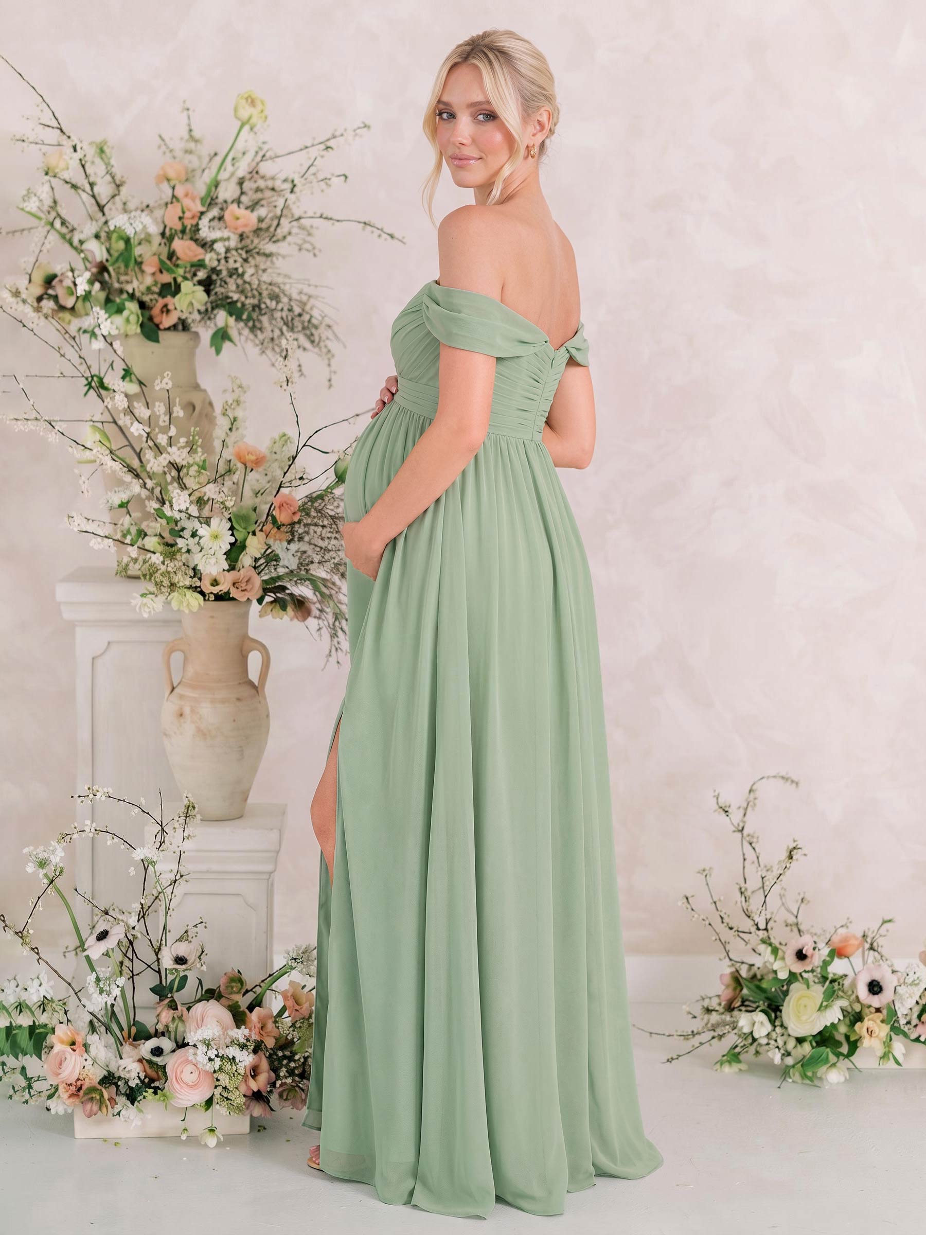 A-Line Sweetheart Sleeveless Floor-Length Chiffon Maternity Bridesmaid Dresses With Split Front/Pockets/Pleated