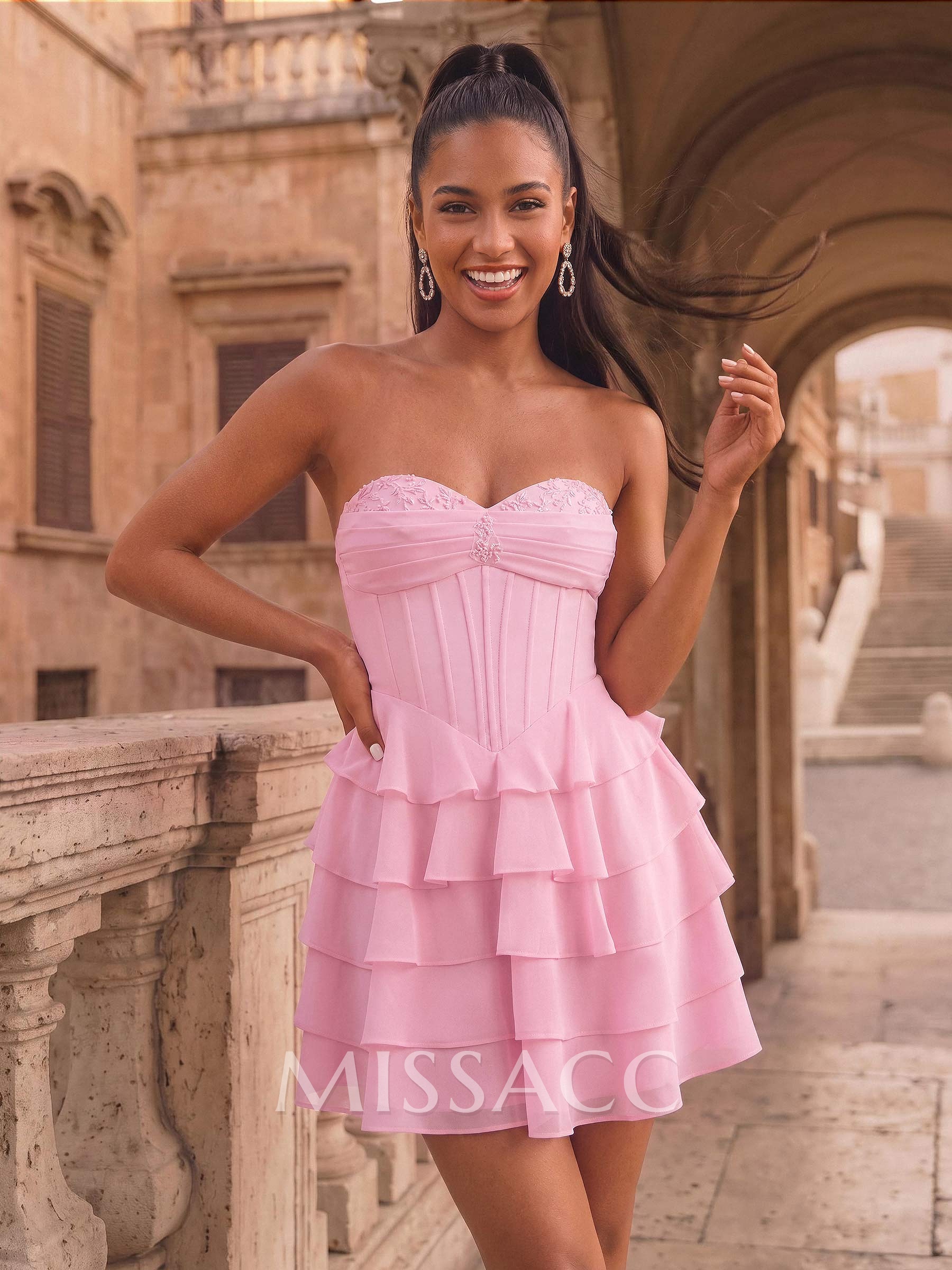 A-Line Sweetheart Sleeveless Short/Mini Chiffon Cocktail Dresses With Tiered
