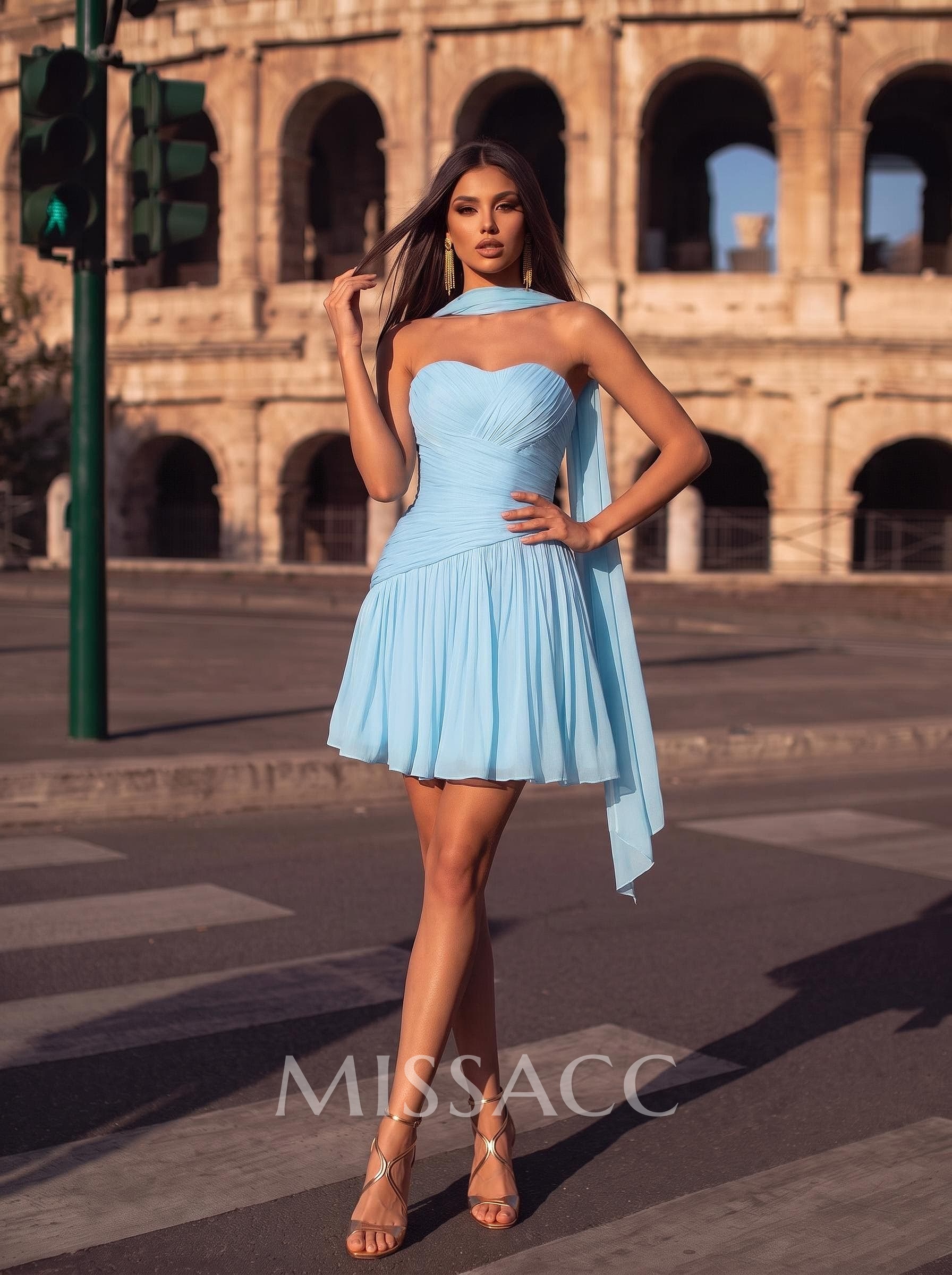 A-Line Strapless Sleeveless Short/Mini Chiffon Cocktail Dresses With Pleated