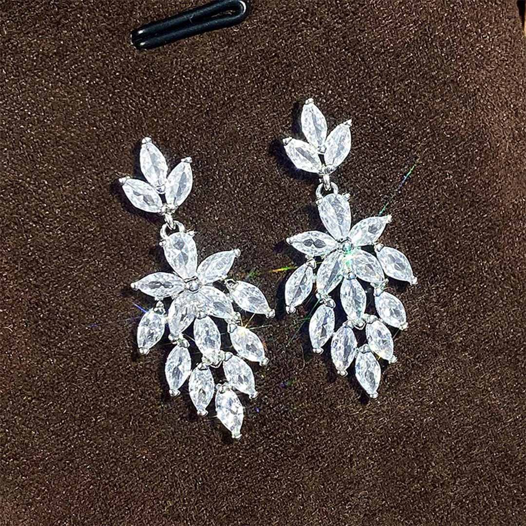 Elegant Leaf Drop Earrings