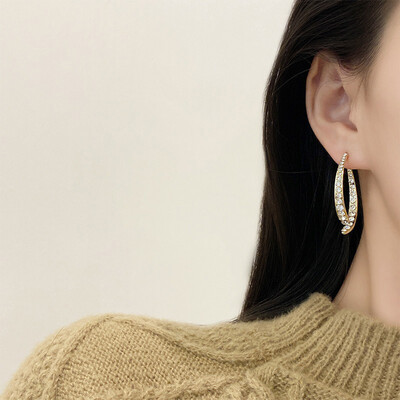 Simple And Versatile Rhinestone Hoop Earrings