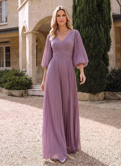 Jumpsuit / Pantsuit V-Neck Half Sleeves Floor-Length Chiffon Mother Of The Bride Dresses With