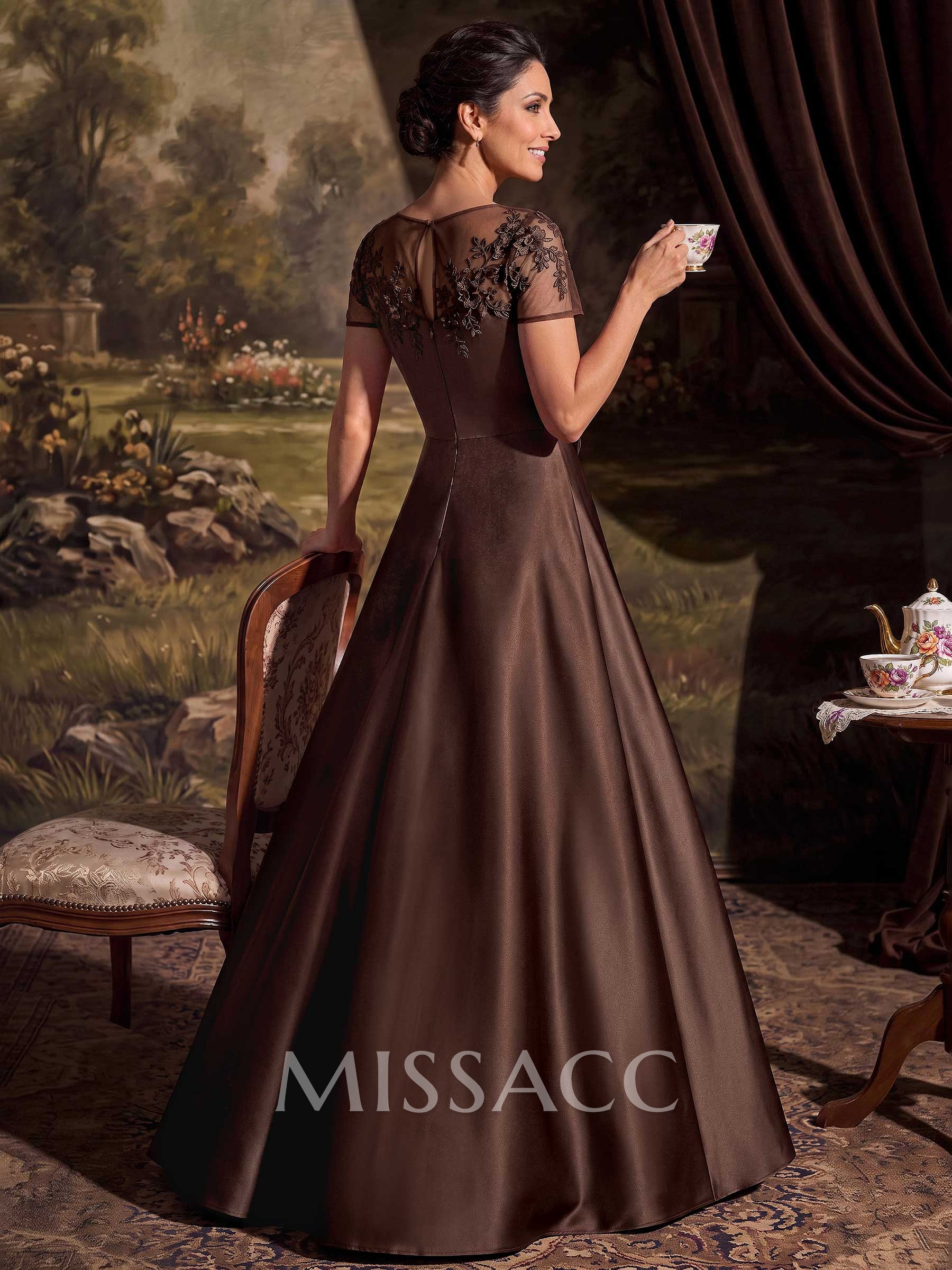 A-Line Scoop Neck Short Sleeves Floor-Length Satin Mother Of The Bride Dresses With Bow/Appliques Lace