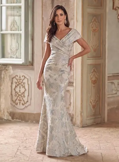 Trumpet/Mermaid Off-The-Shoulder Sleeveless Sweep Train Jacquard Mother Of The Bride Dresses