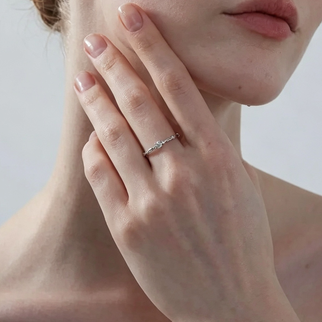 0.5CT 5*5MM Round Cut Moissanite Engagement Rings In Sterling Silver