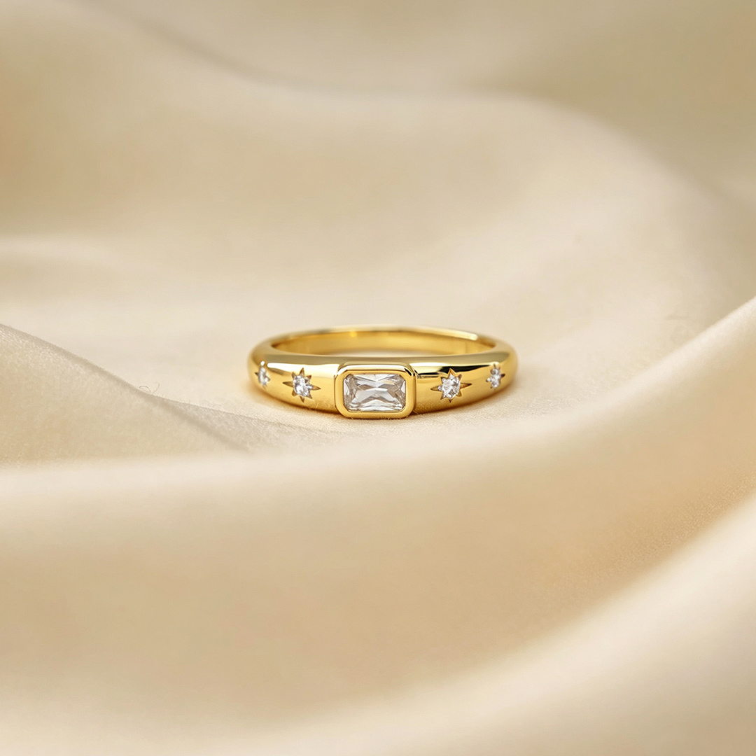 5*7MM Radiant Cut Moissanite Engagement Rings In Sterling Silver