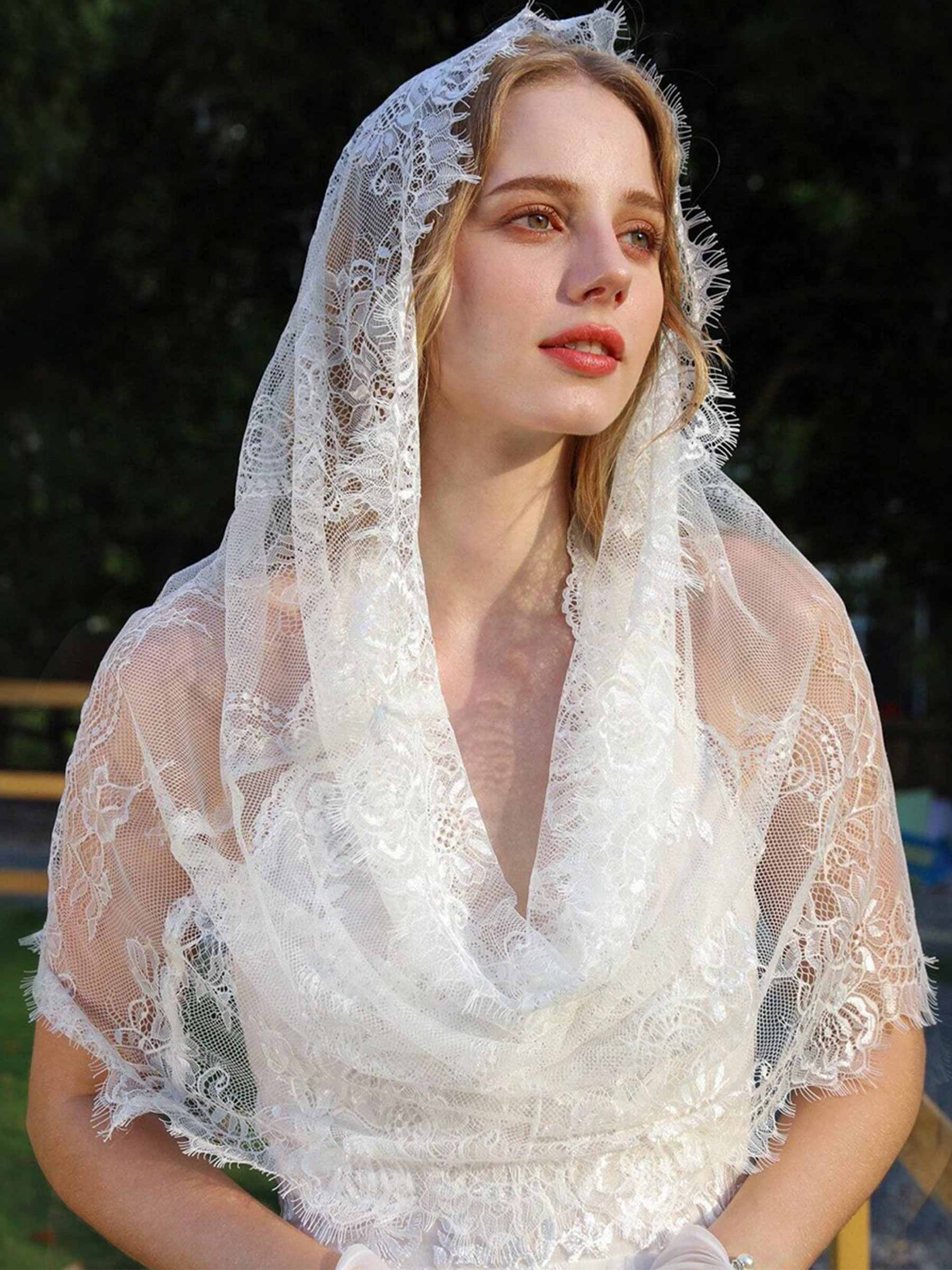 Lace One-Tier Elbow Bridal Veils