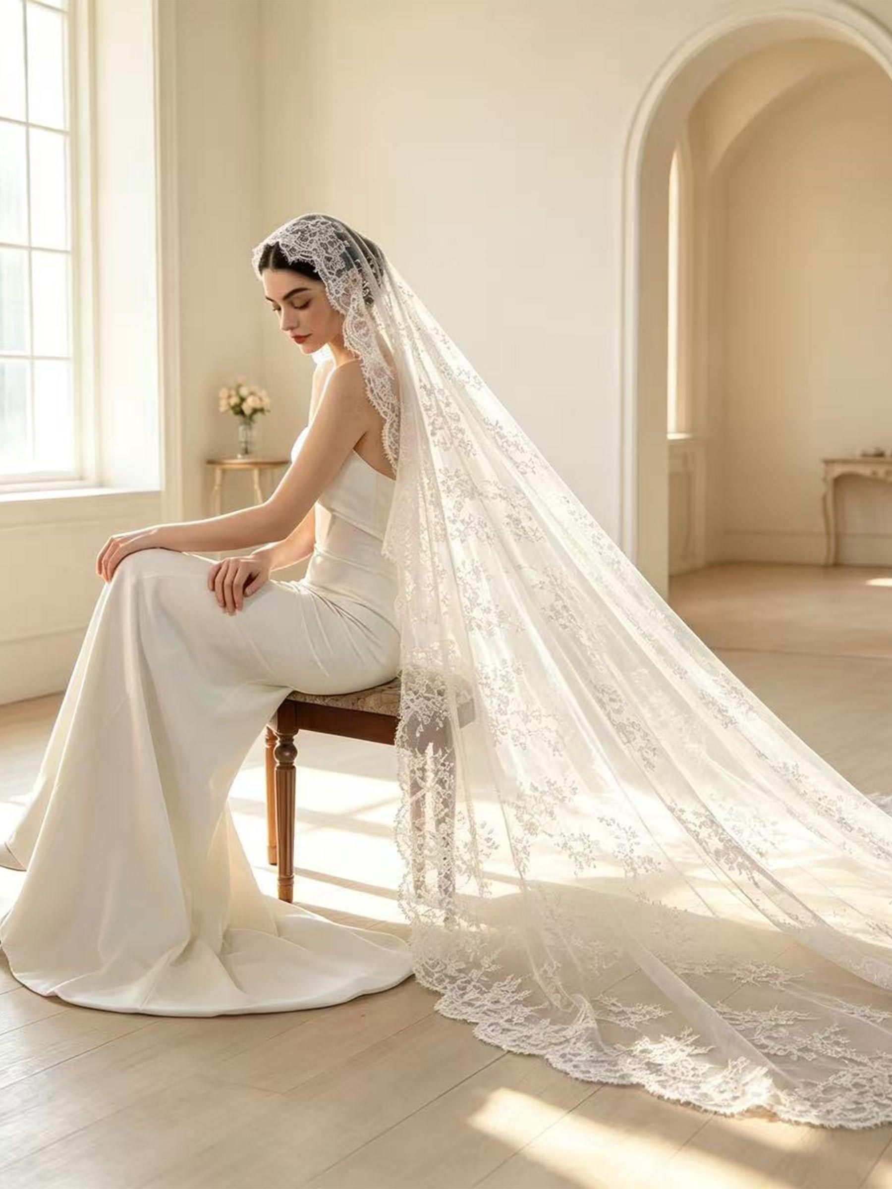 Lace Applique Edge One-Tier Cathedral Bridal Veils