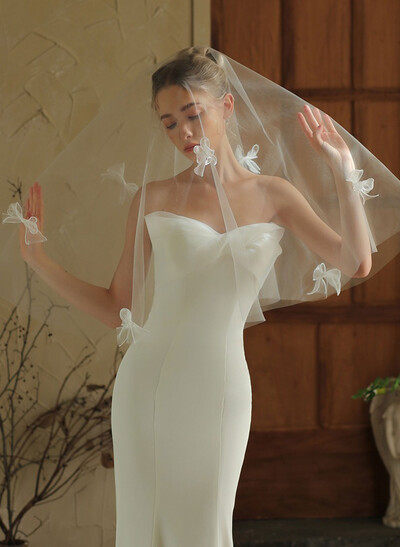 Cut Edge Bowknot One-Tier Tulle Waltz Bridal Veils