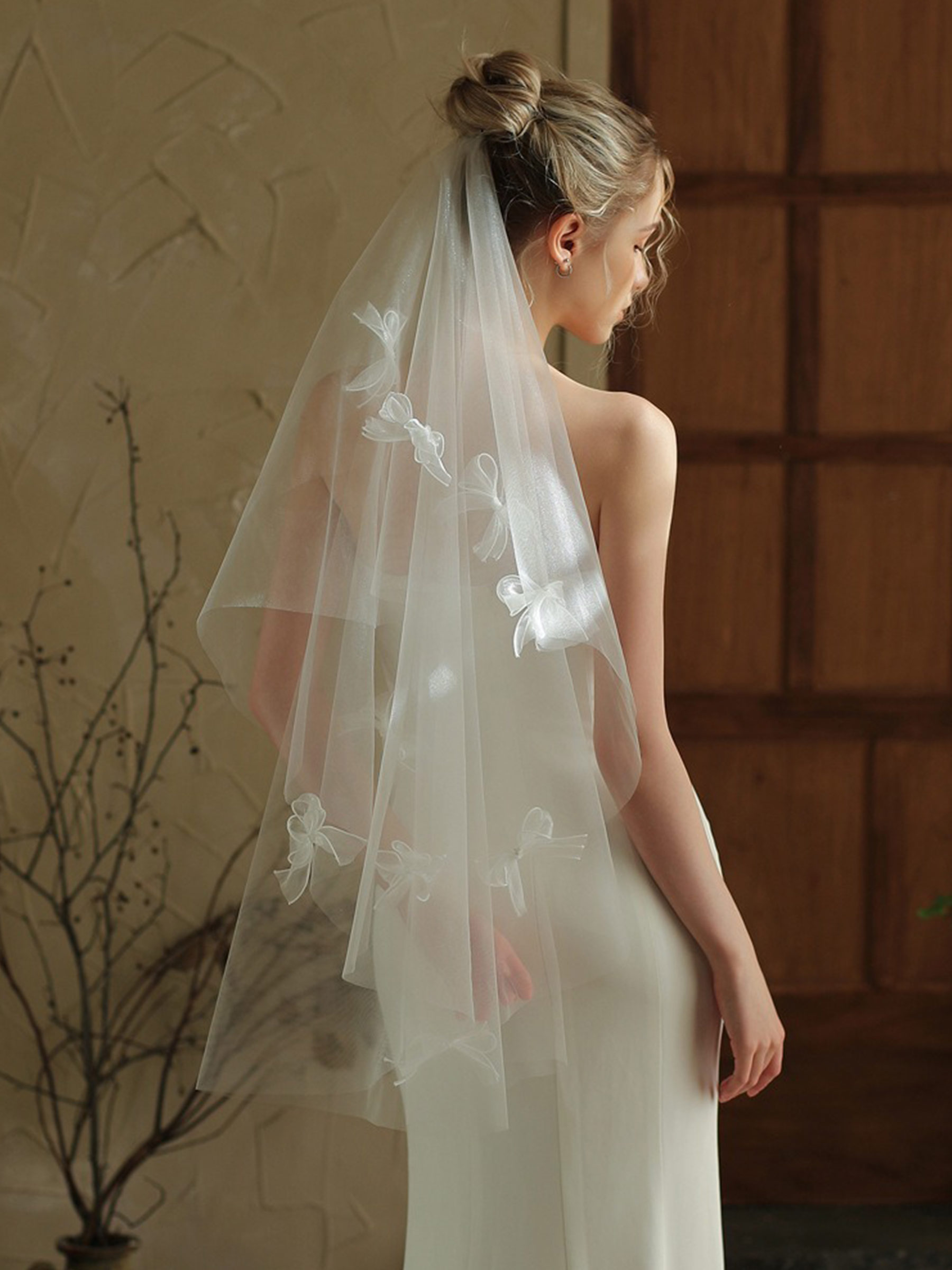 Cut Edge Bowknot One-Tier Tulle Waltz Bridal Veils