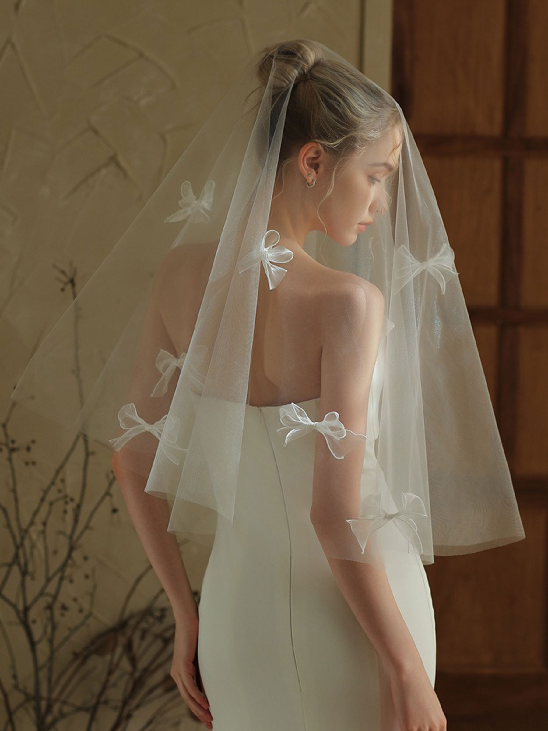 Cut Edge Bowknot One-Tier Tulle Waltz Bridal Veils