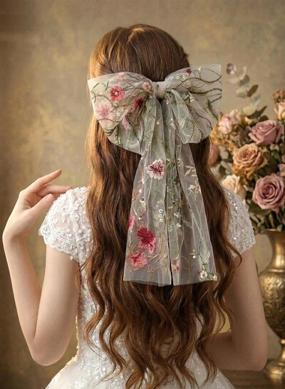 Embroidery One-Tier Tulle Shoulder Veils