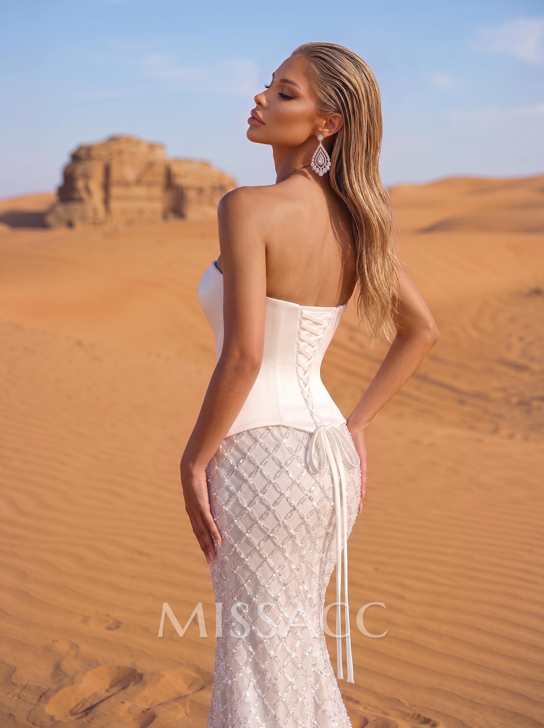 Trumpet/Mermaid Strapless Sleeveless Sweep Train Chiffon/Lace/Matte Satin Wedding Dresses
