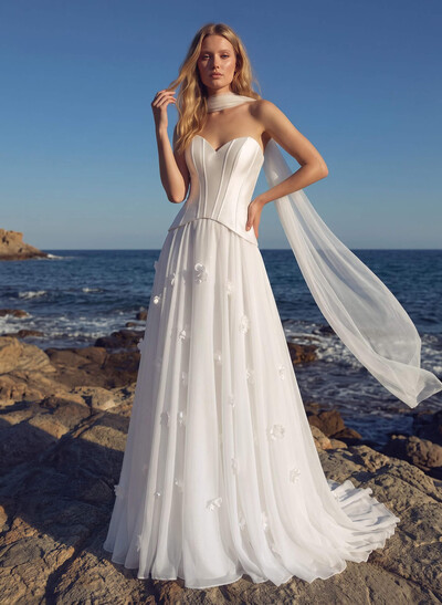 A-Line Sweetheart Sleeveless Sweep Train Chiffon/Satin Wedding Dresses With Flower
