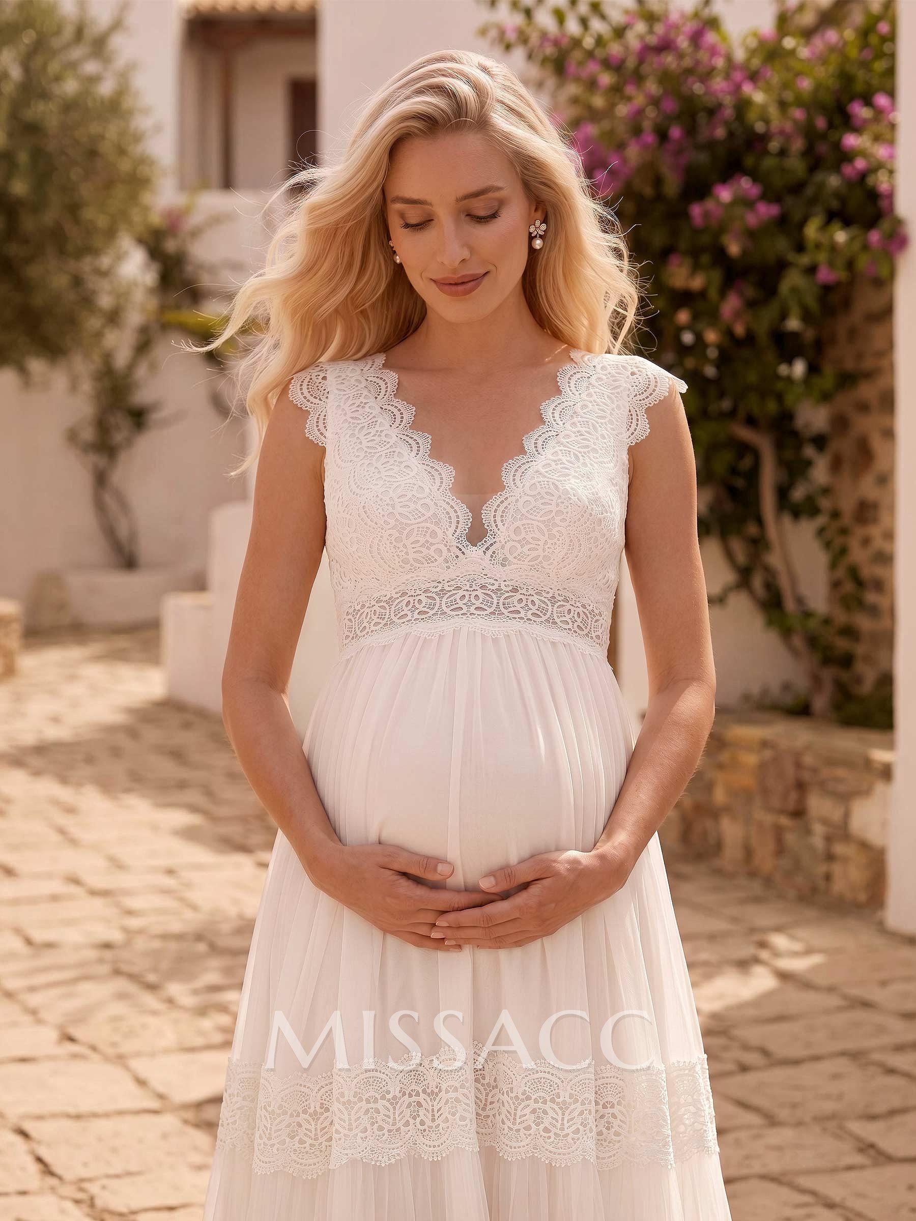A-Line V-Neck Sleeveless Floor-Length Chiffon/Lace Maternity Wedding Dresses With Pleated