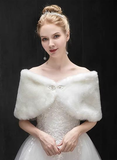 Clasp Faux Fur Shawl With Sequins