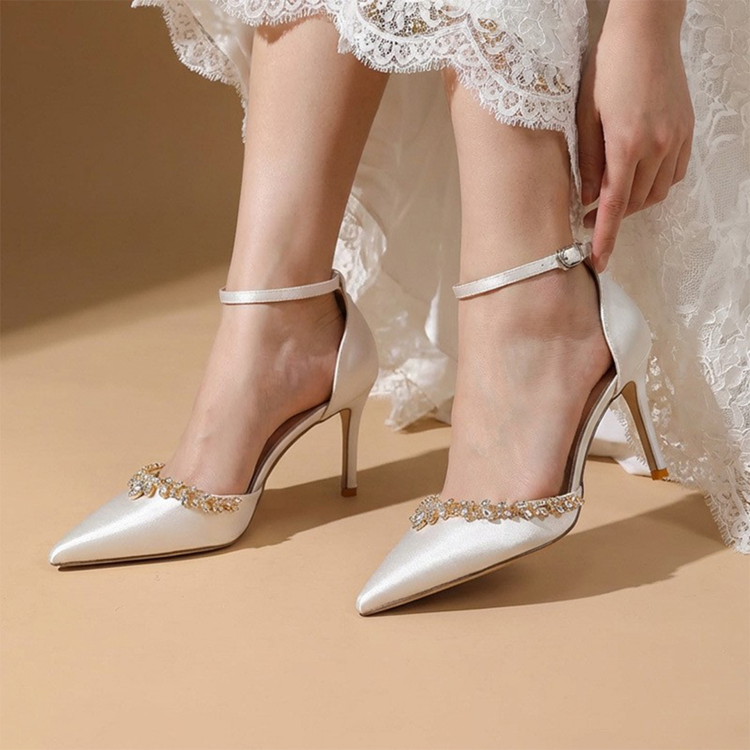 High Heel Satin Point Toe Wedding Shoes With Rhinestone
