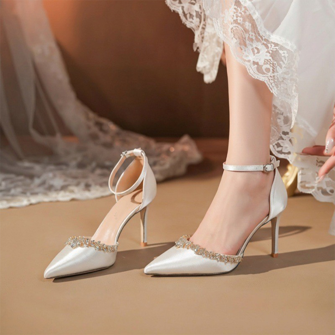 High Heel Satin Point Toe Wedding Shoes With Rhinestone