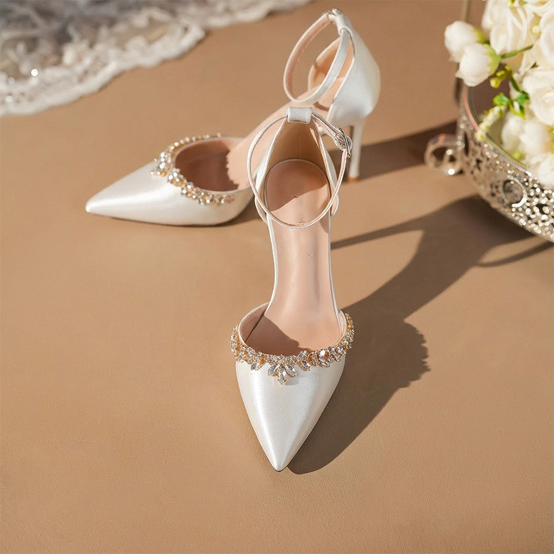High Heel Satin Point Toe Wedding Shoes With Rhinestone