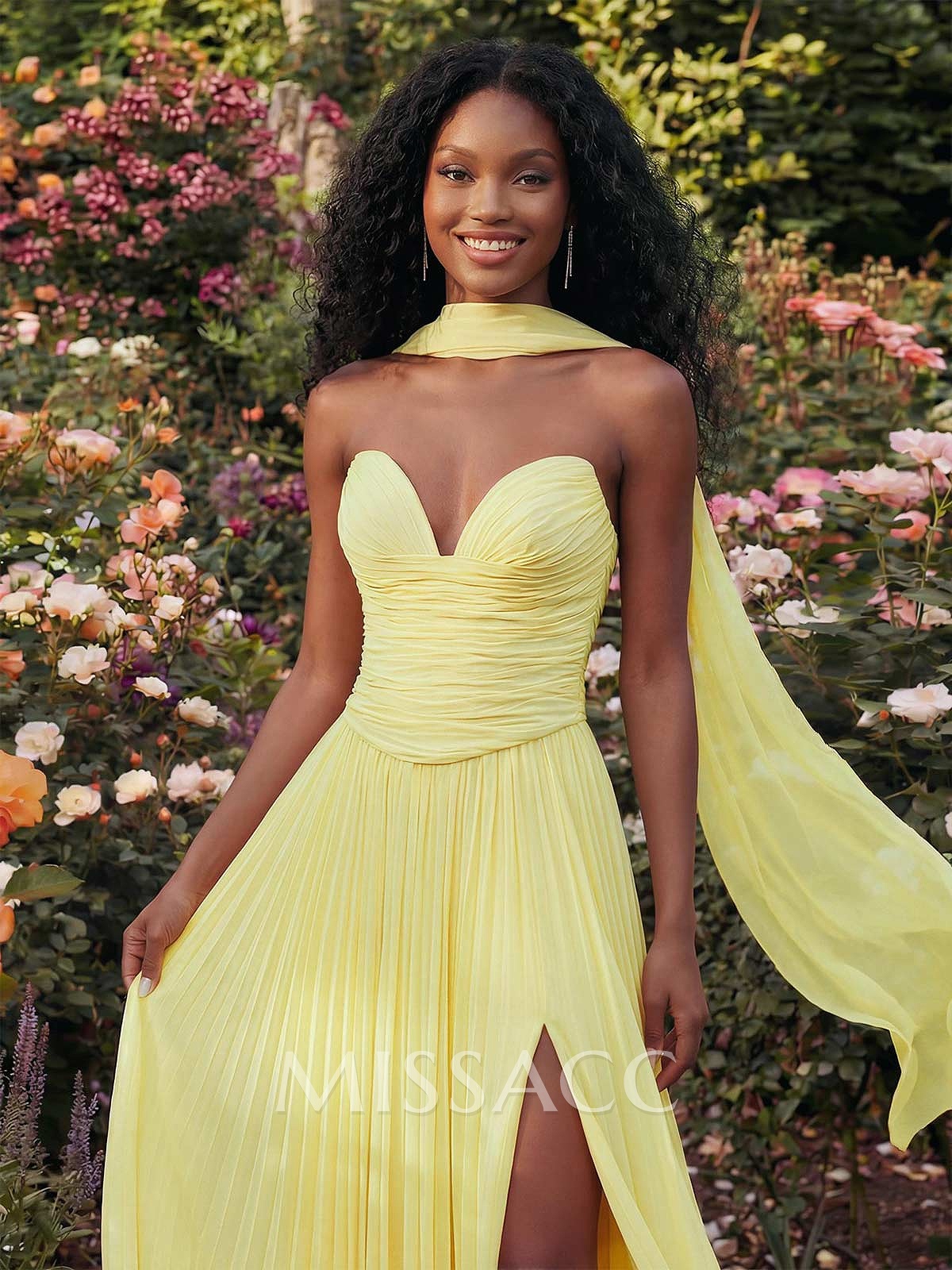 A-Line Strapless Chiffon Evening Gowns With Sweep Train And Pleated High Slit