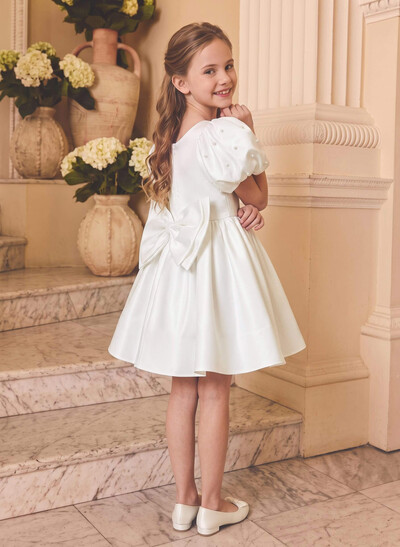 Ball-Gown Scoop Neck Short Sleeves Knee-Length Satin Flower Girl Dresses With Bow/Beading