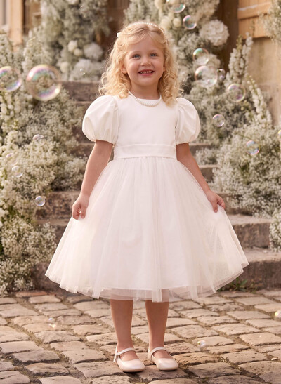 Ball Gown Scoop Neck Short Sleeve Knee-Length Tulle/Matte Satin Flower Girl Dress With Bow/Beading