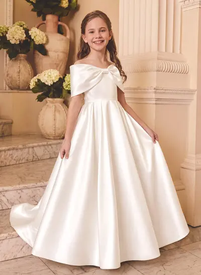 Ball-Gown Off-The-Shoulder Sleeveless Court Train Satin Flower Girl Dresses With Bow/Pockets/Pleated