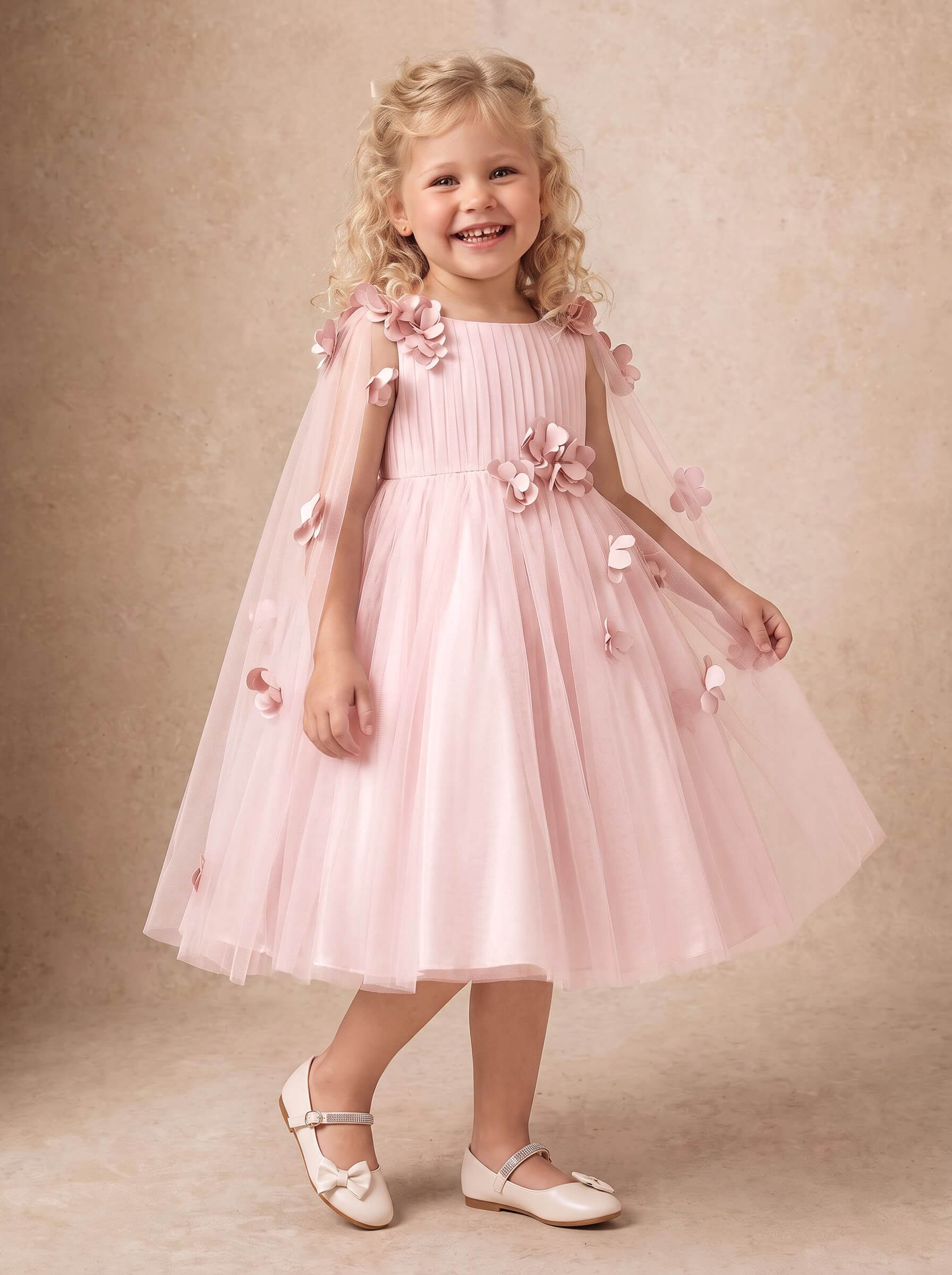Sleeveless Scoop Neck Knee-Length Satin/Tulle Ball Gown Flower Girl Dress With Pockets & Flower