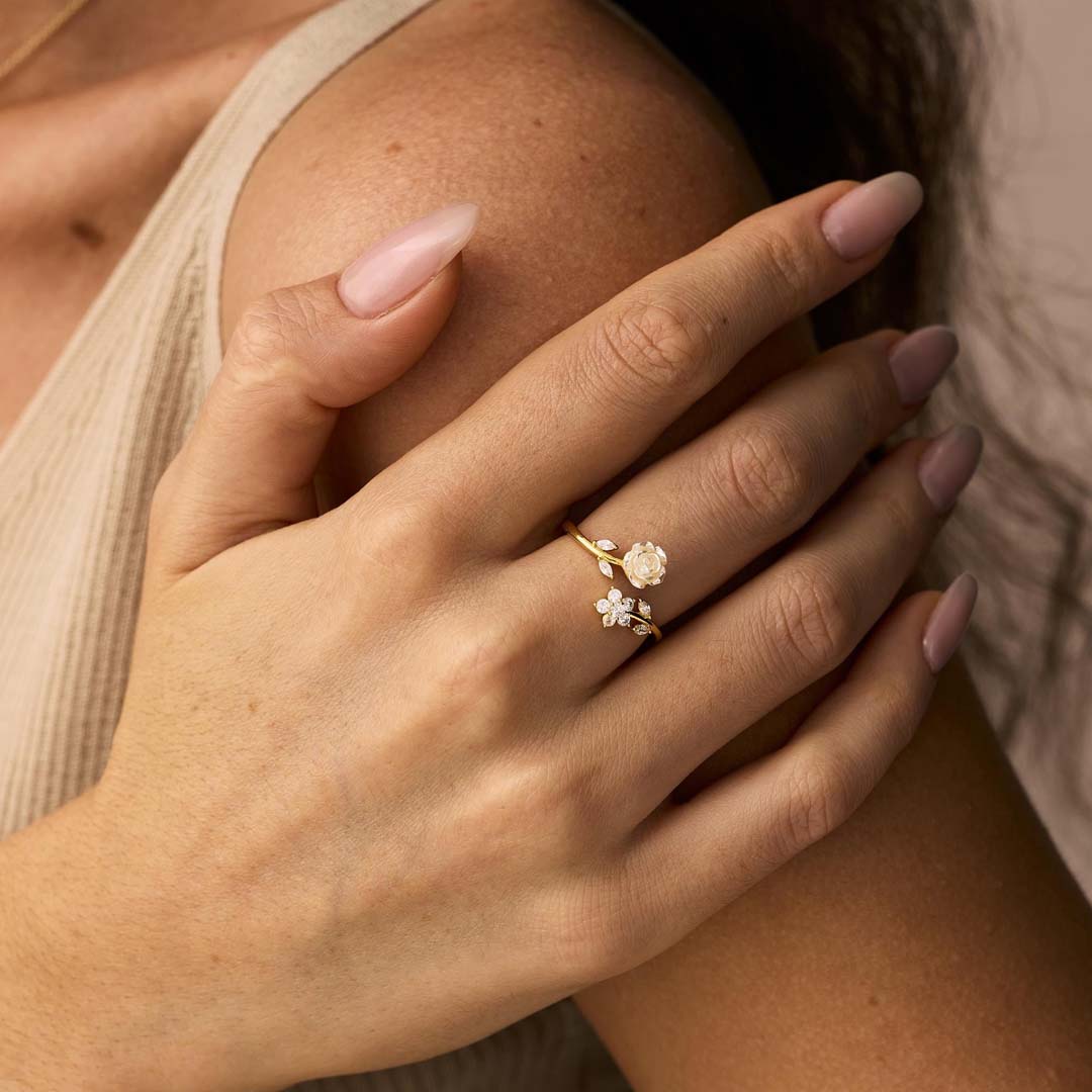 Round Cut Moissanite Engagement Rings In Sterling Silver
