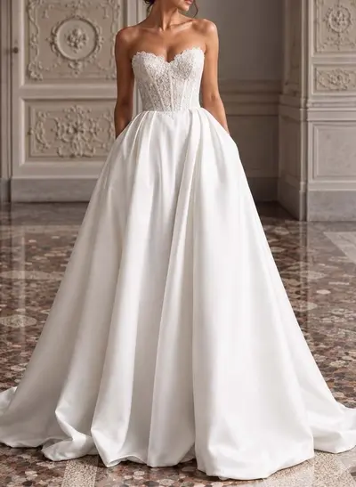 Ball-Gown Sweetheart Sleeveless Court Train Matte Satin Wedding Dresses With Appliques Lace