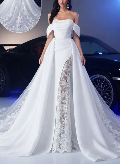 Ball-Gown Sweetheart Sleeveless Chapel Train Lace/Satin/Tulle Wedding Dresses With Appliques Lace