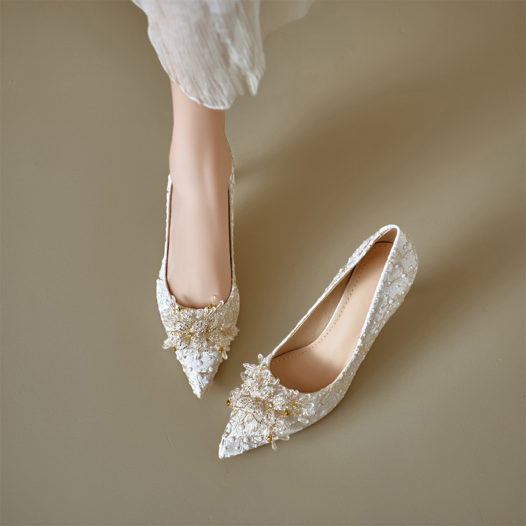 High Heel Satin Point Toe Wedding Shoes With Flower/Beading