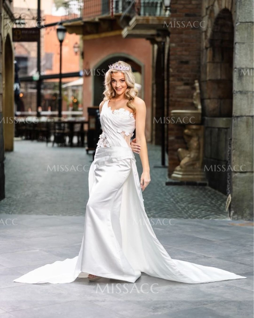 Vintage One-Shoulder Flowers Wedding Dresses With Ruffles