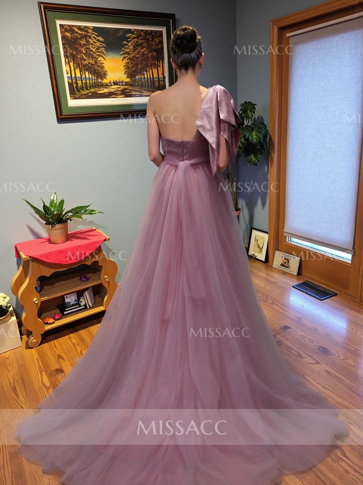 A-Line One-Shoulder Tulle Mother Of The Bride Dresses With Split Front/Bow(s)