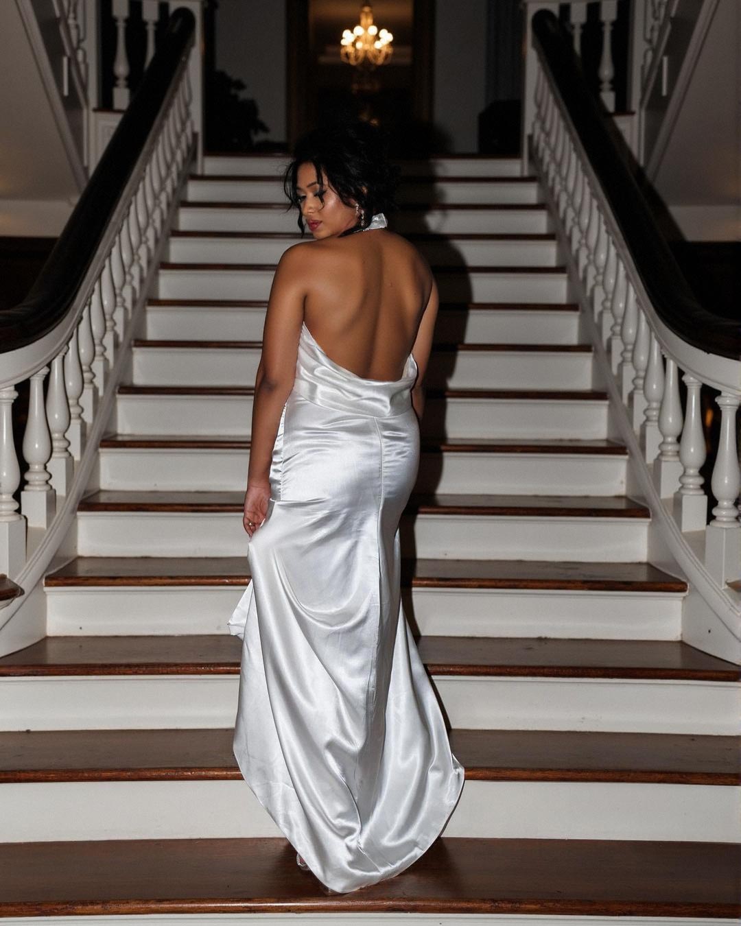 Backless Halter Sheath/Column Wedding Dresses With Silk Like Satin