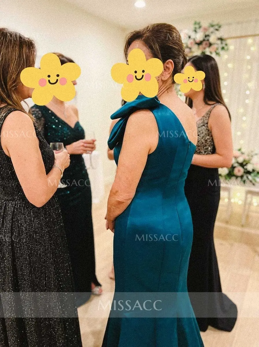 Dark Green Mermaid One-Shoulder Satin Mother Of The Bride Dress With Bows