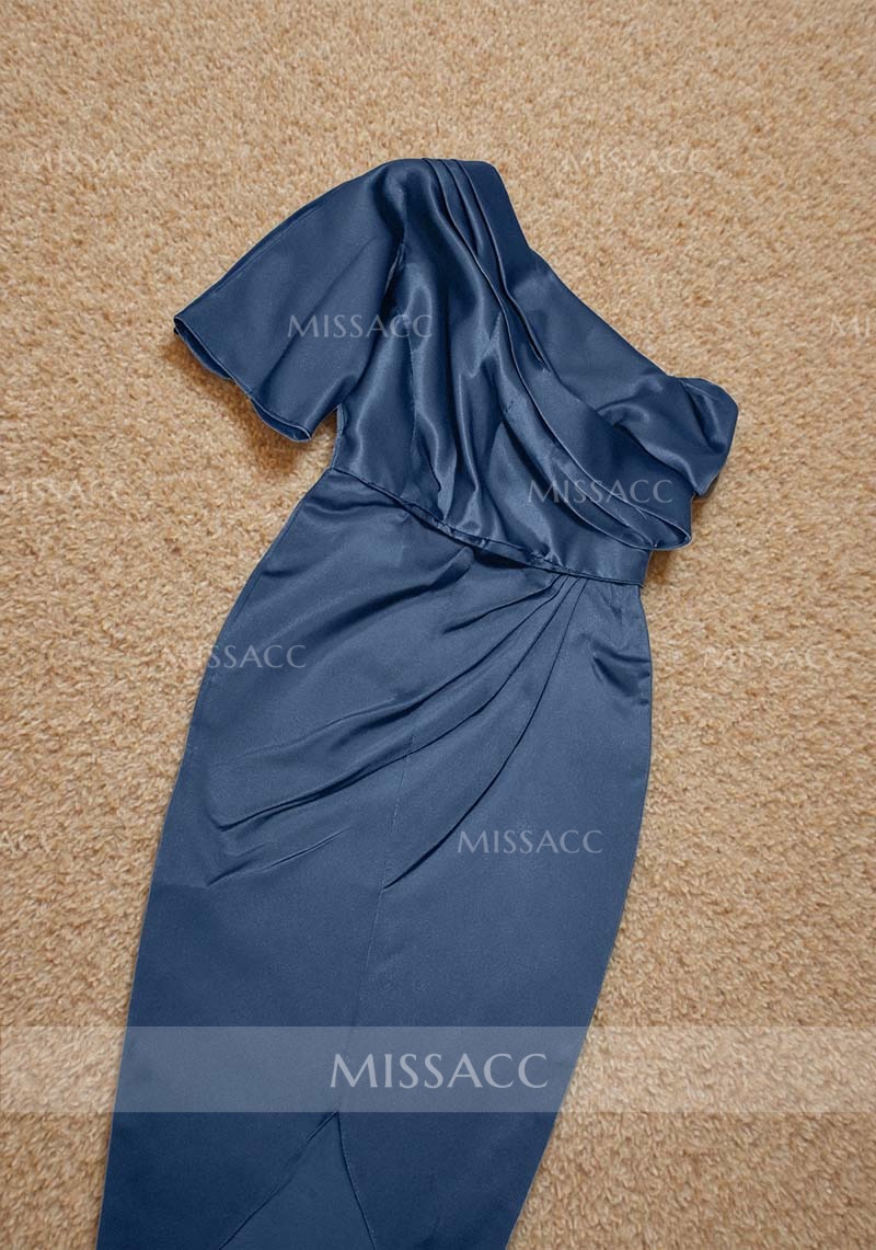 Sheath/Column Off-the-Shoulder Sleeveless Asymmetrical Wedding Dress With Pure Colour main image 1