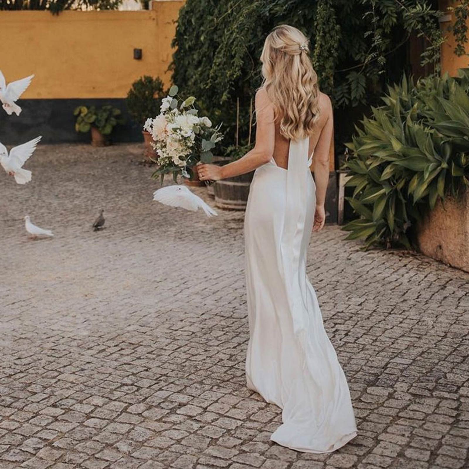 Size was just right and the quality is better than expected! It is just perfect for a conservative classy and chic bride.