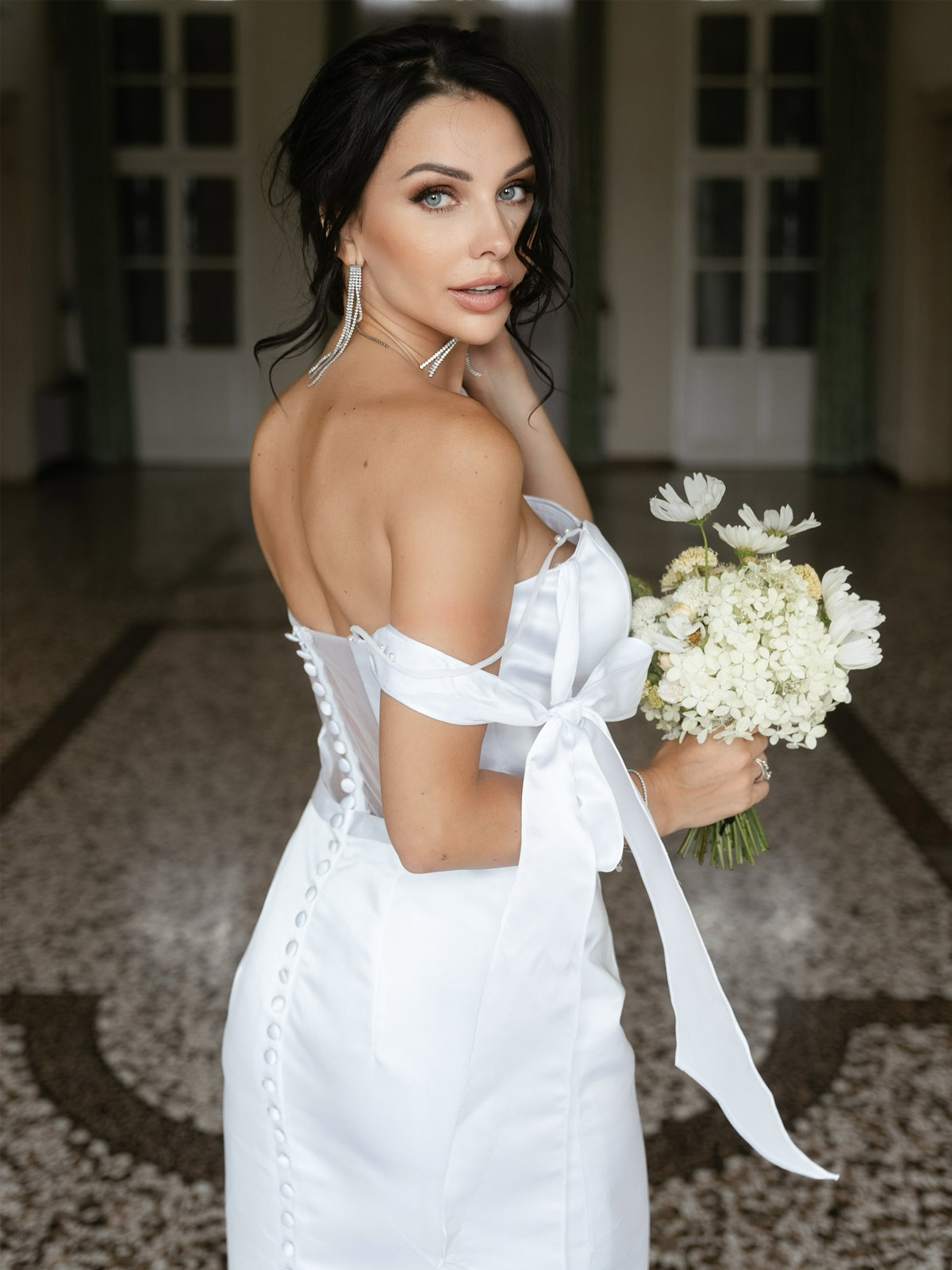 After all the planning and organizing, this is the moment you've been waiting for. With missacc by your side, you can relax and enjoy every moment of this special day! Photo @yelisavietareal