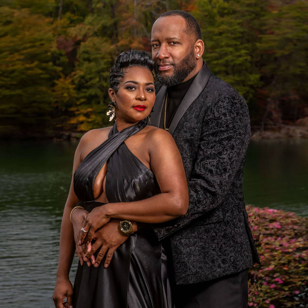 Great quality! Show stopper! I received so many compliments on my engagement photos. Quick shipping.